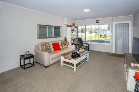 Photo of property in 12a Cooper Street, Pukekohe, 2120