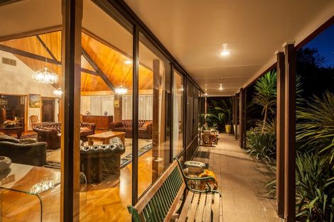 Photo of property in 105 Tahunatapu Road, Parua Bay, Whangarei, 0174