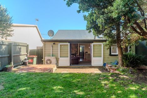 Photo of property in 6 Green Street, Newtown, Wellington, 6021