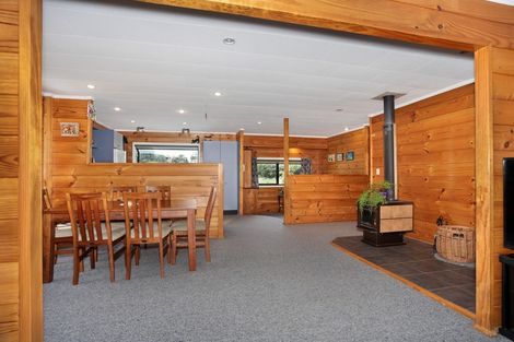 Photo of property in 117 Raumai Road, Bulls, 4894