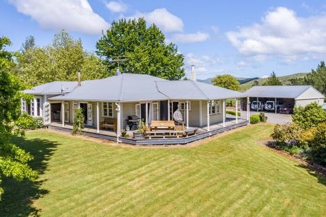 Photo of property in 490 Ngaumu Road, Ngaumu, Masterton, 5890