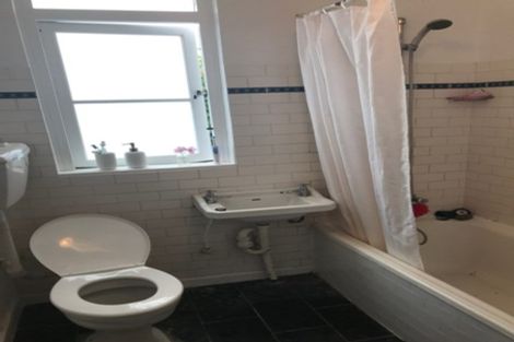 Photo of property in 6/2 Herne Bay Road, Herne Bay, Auckland, 1011