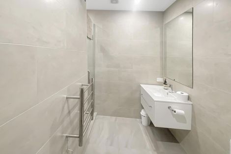 Photo of property in 2/20 Esplanade, Sumner, Christchurch, 8081