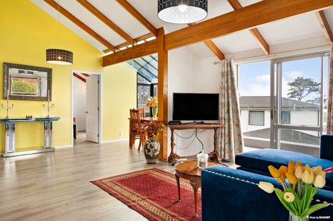 Photo of property in 195 West Harbour Drive, West Harbour, Auckland, 0618