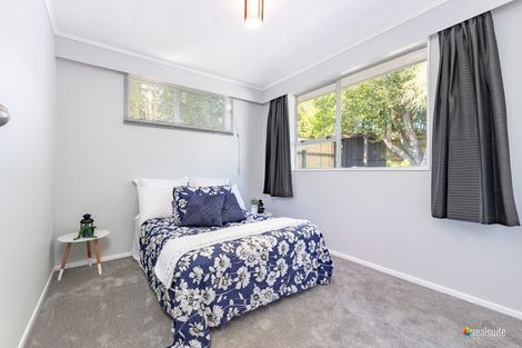 Photo of property in 7 Garth Lane, Maoribank, Upper Hutt, 5018