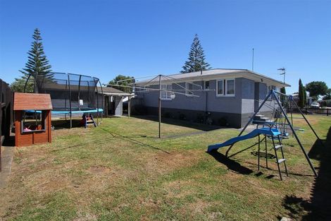 Photo of property in 15 Bettina Place, Manurewa, Auckland, 2102