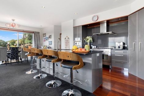 Photo of property in 17 Haden Place, Omokoroa, 3114