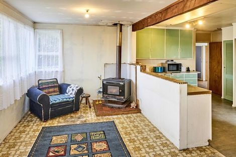 Photo of property in 6 Marne Grove, Waitangirua, Porirua, 5024