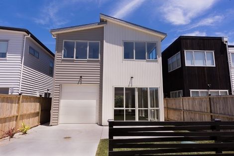 Photo of property in 4 Blackbird Lane, Hobsonville, Auckland, 0616