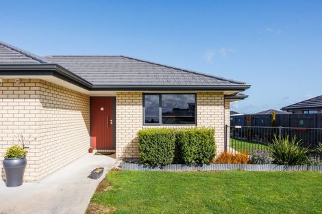 Photo of property in 81 Balrickard Way, Milson, Palmerston North, 4414