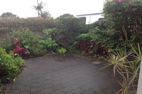 Photo of property in 2/37 Craig Road, Milford, Auckland, 0620