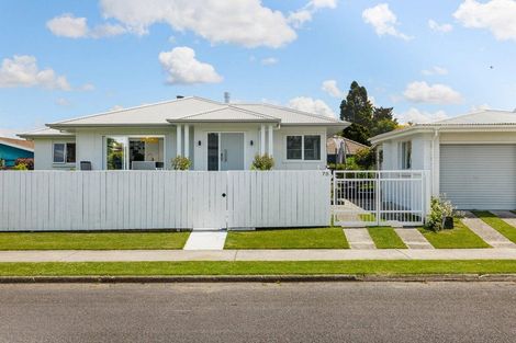 Photo of property in 78 Grey Street, Cambridge, 3434