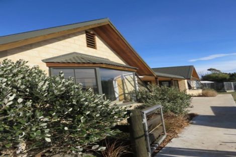 Photo of property in 37 Kerrytown Road, Levels, Timaru, 7975