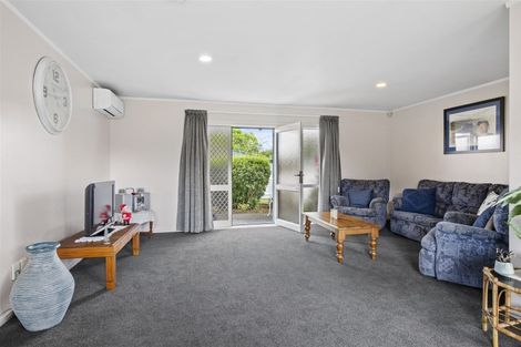 Photo of property in 2 Childs Avenue, Pukekohe, 2120