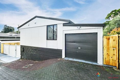 Photo of property in 2/34 Ferndale Road, Mount Wellington, Auckland, 1060