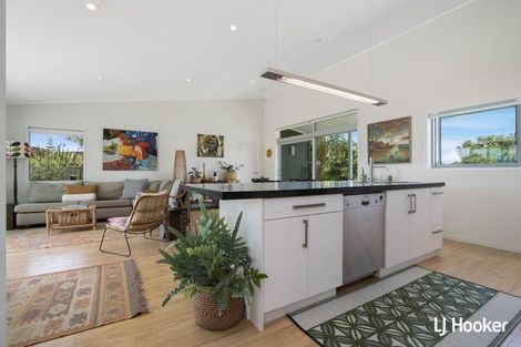 Photo of property in 22 Surfers Avenue, Waihi Beach, 3611