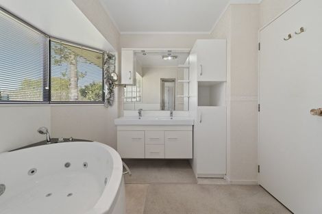 Photo of property in 2 Lindoch Avenue, Te Puna, Tauranga, 3174