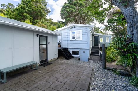 Photo of property in 34 Government Road, Raglan, 3225