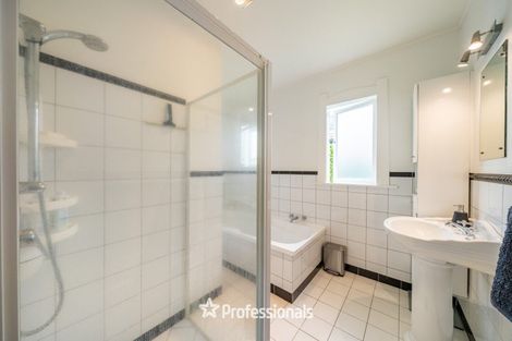 Photo of property in 2 Ropata Crescent, Boulcott, Lower Hutt, 5010