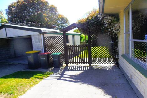 Photo of property in 6 Bidwell Place, Hillmorton, Christchurch, 8025