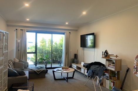 Photo of property in 7/1 Genevieve Lane, Hobsonville, Auckland, 0616