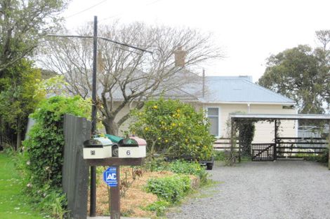 Photo of property in 8 Rodney Street, Durie Hill, Whanganui, 4500