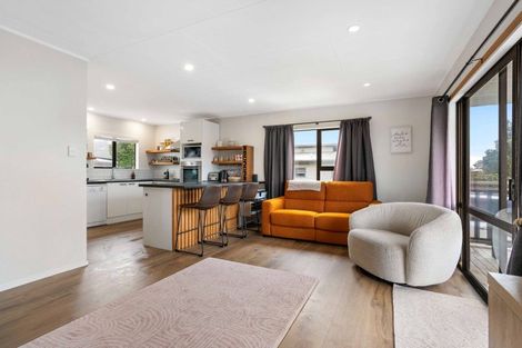 Photo of property in 122a Mayfair Avenue, Whangamata, 3620