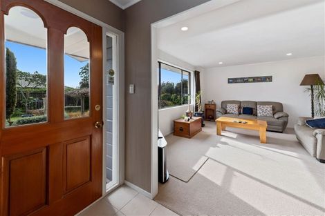 Photo of property in 9 Orchard Place, Lynmore, Rotorua, 3010