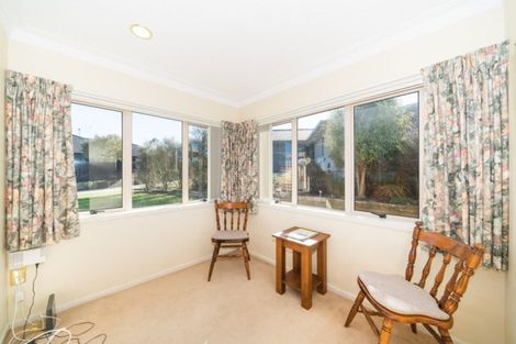 Photo of property in 8 Shakespeare Way, Kelvin Grove, Palmerston North, 4414