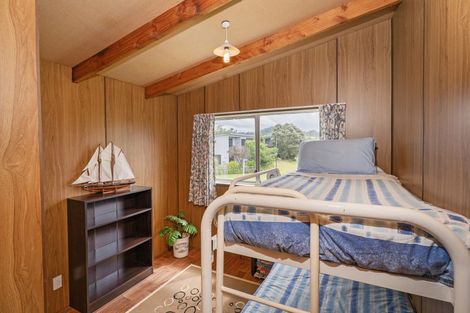 Photo of property in 8 Oyster Drive, Cooks Beach, Whitianga, 3591