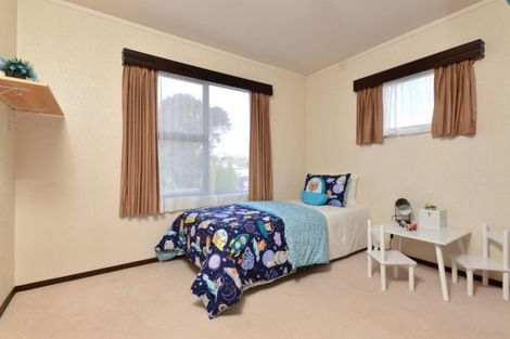 Photo of property in 28 Hamblyn Crescent, Nawton, Hamilton, 3200