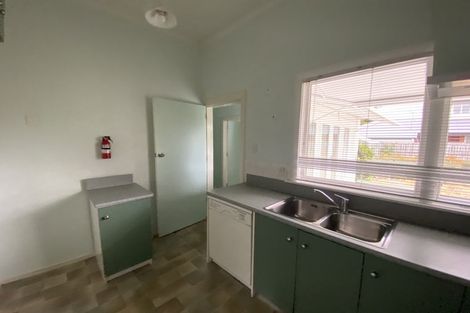 Photo of property in 17 Euston Street, Riccarton, Christchurch, 8041