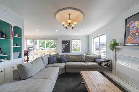 Photo of property in 12 Resthill Crescent, Glenview, Hamilton, 3206