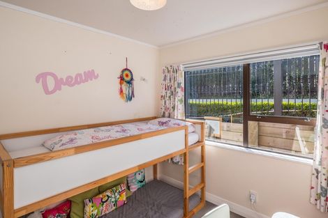 Photo of property in 55 Thatcher Crescent, Crofton Downs, Wellington, 6035