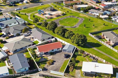 Photo of property in 9b Lyn Grove, Papamoa Beach, Papamoa, 3118