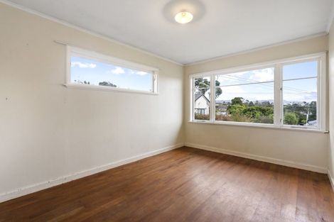 Photo of property in 128 Rosier Road, Glen Eden, Auckland, 0602