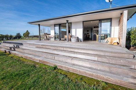 Photo of property in 64 Cameron Road, Hillend, Balclutha, 9272