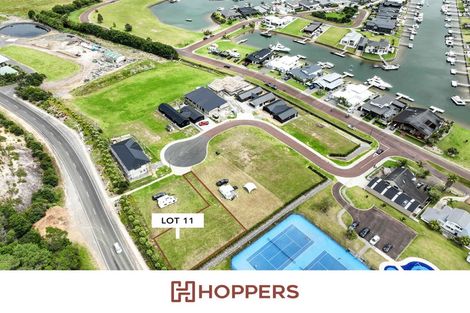 Photo of property in 7 Ian Hopper Way, Pauanui, 3579