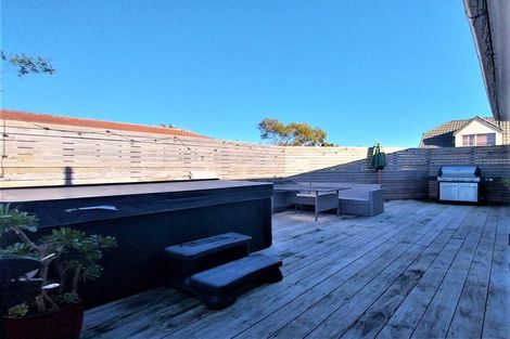 Photo of property in 3 Ambler Avenue, Glen Eden, Auckland, 0602