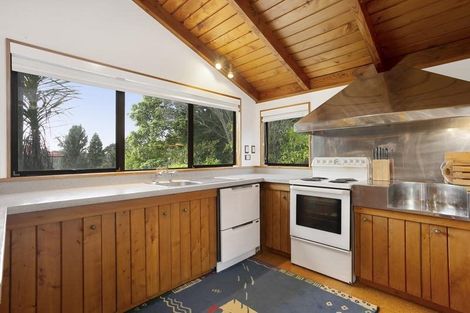 Photo of property in 807 West Coast Road, Oratia, Auckland, 0604