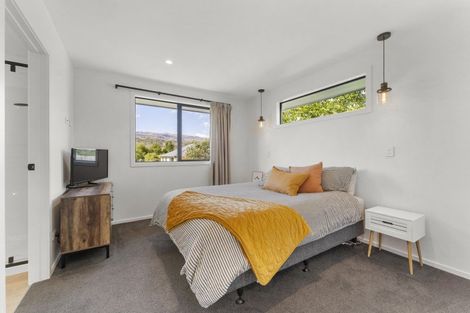 Photo of property in 8a Missy Crescent, Mount Pisa, Cromwell, 9383