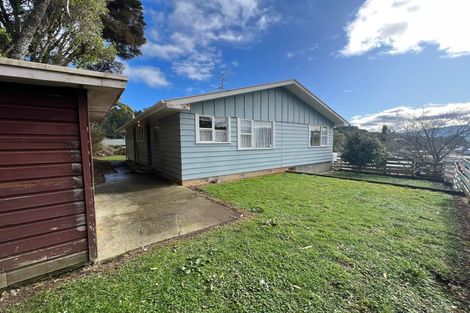 Photo of property in 29 Thomson Grove, Stokes Valley, Lower Hutt, 5019