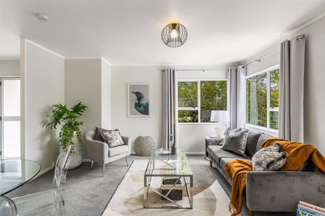 Photo of property in 2/23 Tawa Road, Te Atatu Peninsula, Auckland, 0610