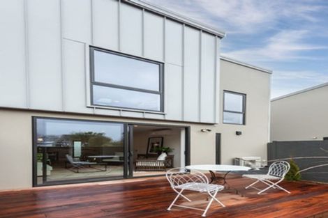 Photo of property in 200d Springfield Road, St Albans, Christchurch, 8014