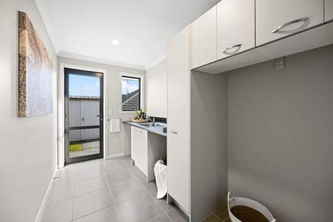 Photo of property in 6 Compton Grove, Huntington, Hamilton, 3210