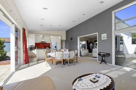 Photo of property in 4 St Andrews Parkway, Waiwhakaiho, New Plymouth, 4312