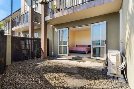 Photo of property in 2/29 Haven Drive, East Tamaki, Auckland, 2013