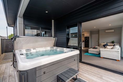 Photo of property in 130 Coast Boulevard, Papamoa Beach, Papamoa, 3118