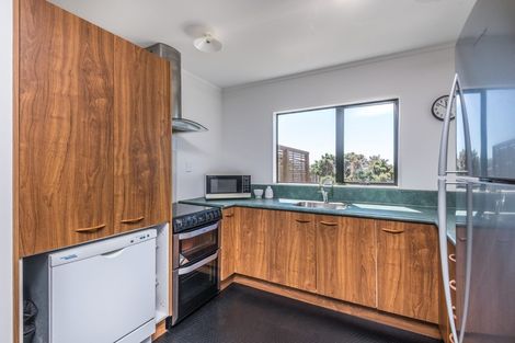 Photo of property in 4 Tobago Crescent, Grenada North, Wellington, 5028