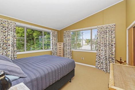 Photo of property in 2 Merchant Avenue, Te Atatu South, Auckland, 0610